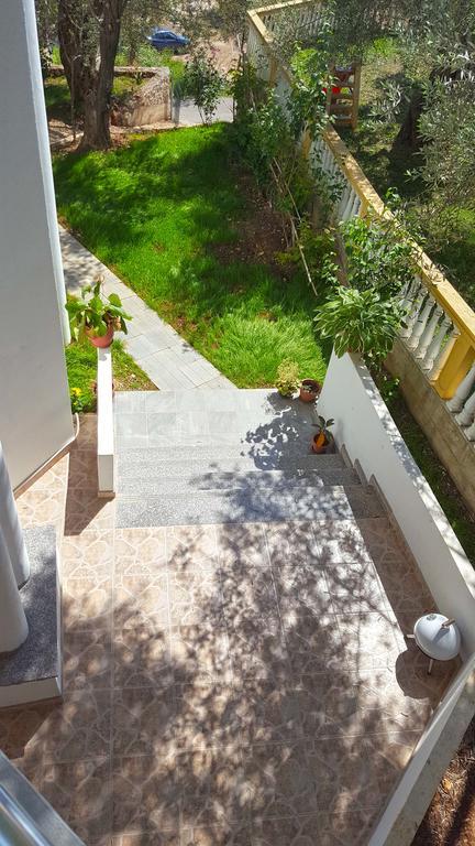 Apartments Sirena Ulcinj Exterior foto